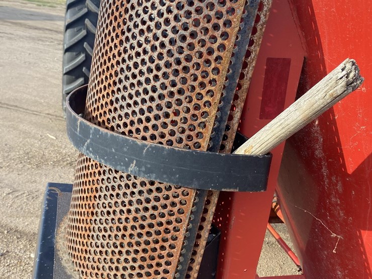 case-ih-1350-image-10