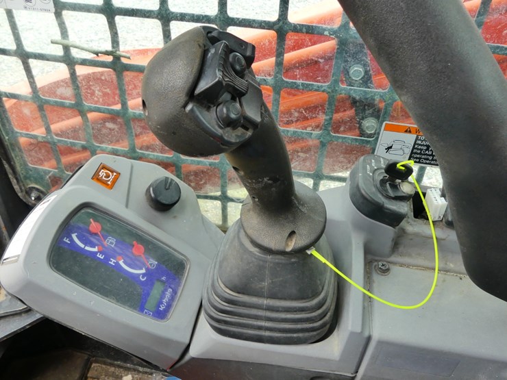 kubota-svl75-2-image-11