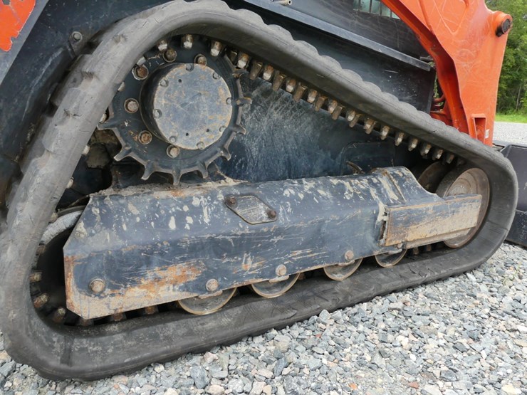 kubota-svl75-2-image-6
