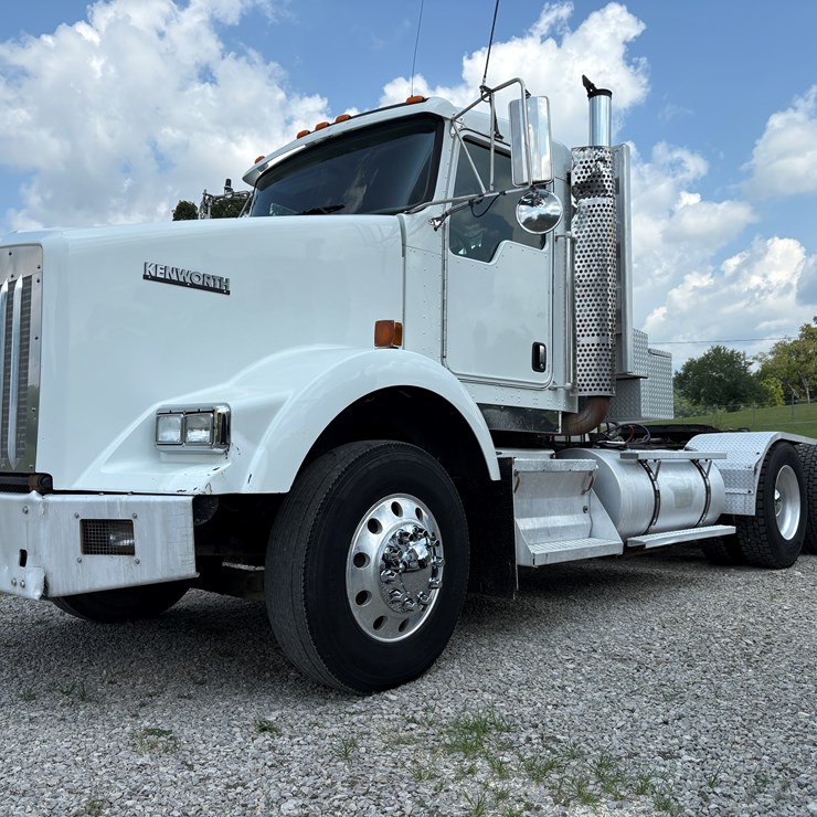 KENWORTH T800