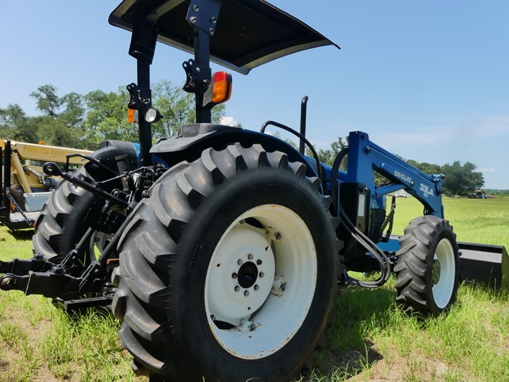 new-holland-tn65s-image-3