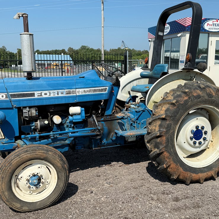 FORD 2910