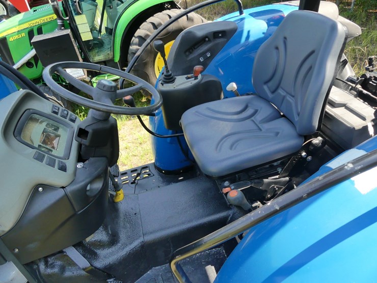new-holland-tn65s-image-5