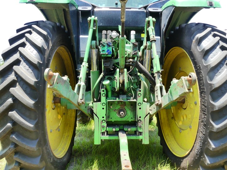 2016-john-deere-6110m-image-5