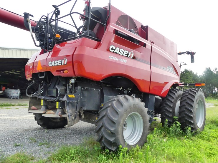 2022-case-ih-8250-image-4