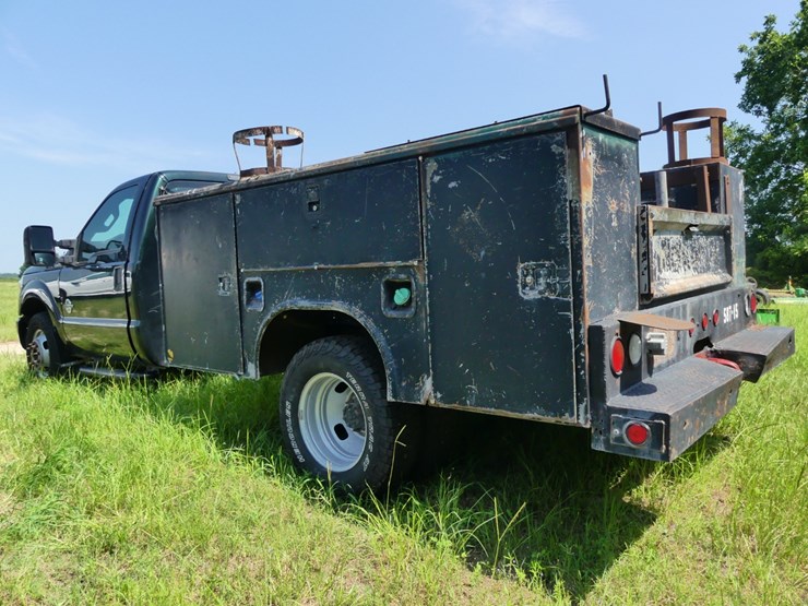 2015-ford-f350-xl-image-4