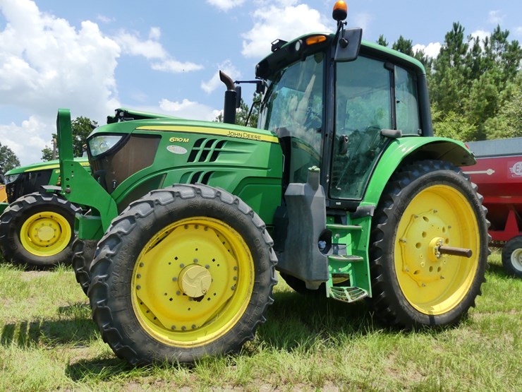 2016-john-deere-6110m-image-1