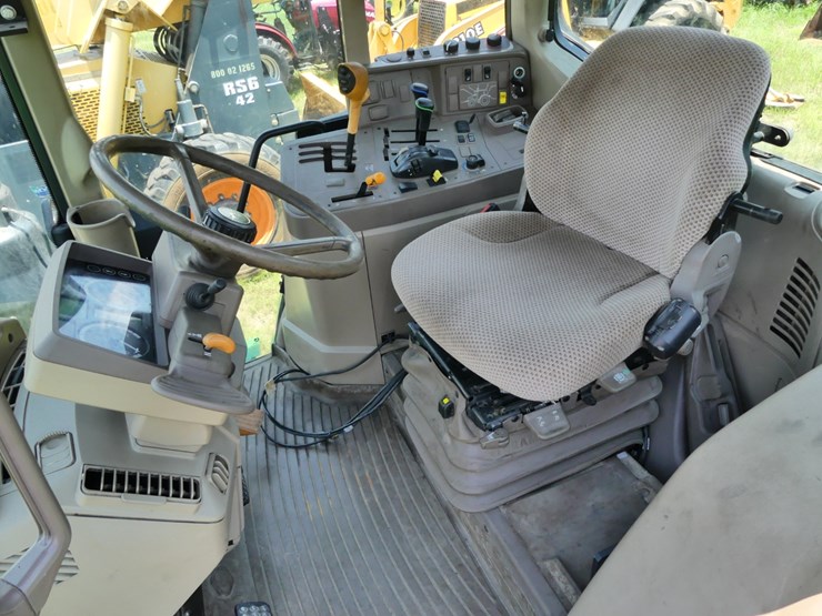 2018-john-deere-6120m-image-6