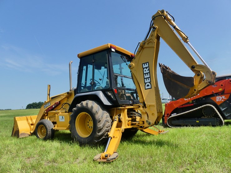 deere-310e-image-4