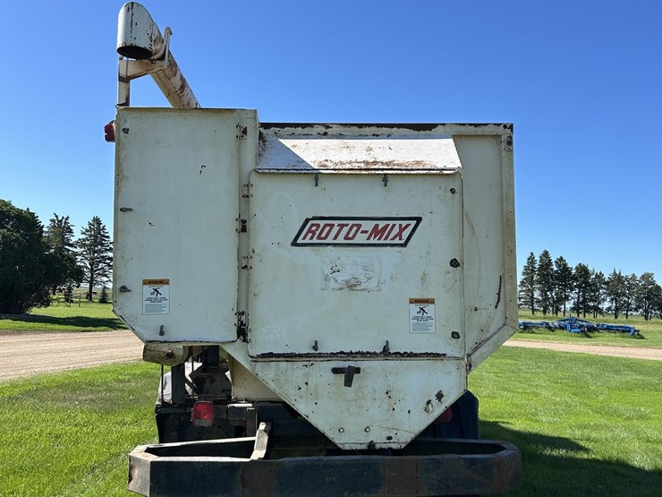 1988-ford-l8000-image-10