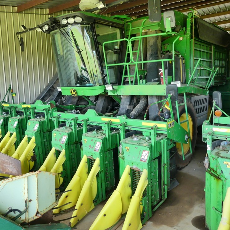 2011 JOHN DEERE 7660