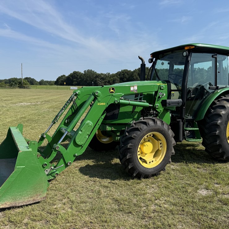 2014 JOHN DEERE 5100E