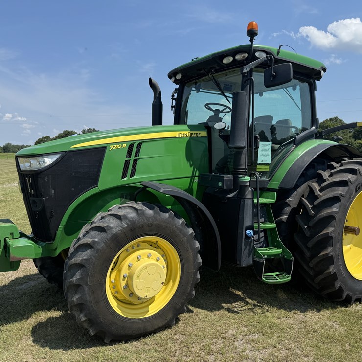 2020 JOHN DEERE 7210R
