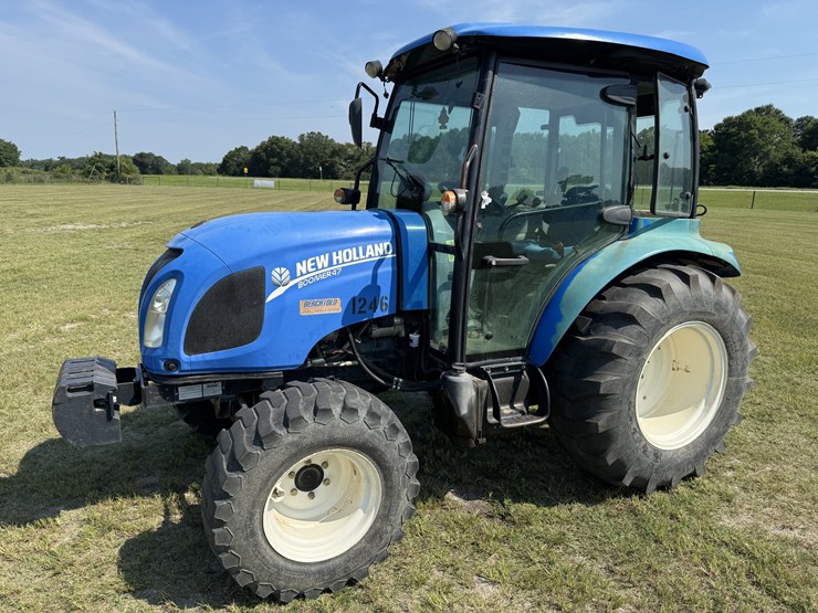 new-holland-boomer-47-image-1