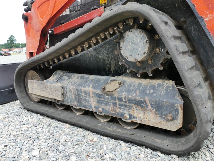 kubota-svl75-2-image-5