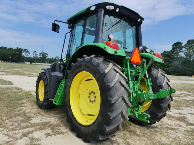 2020-john-deere-6120m-image-2