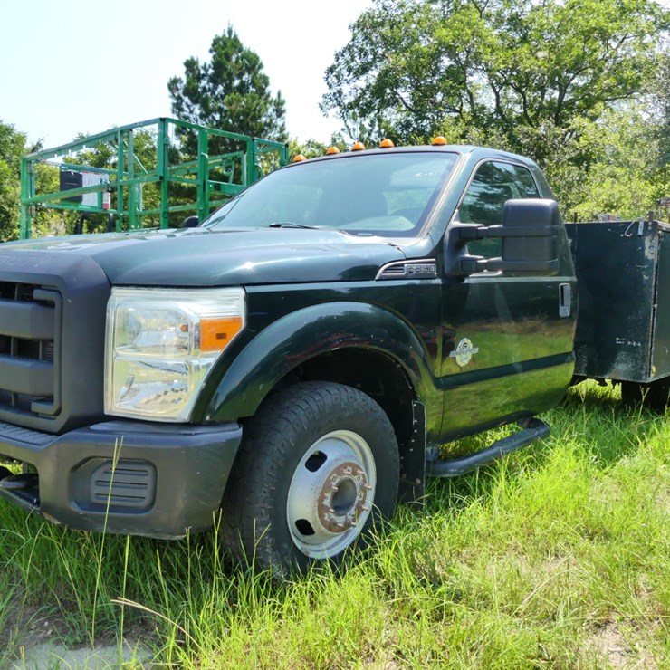 2015 FORD F350 XL