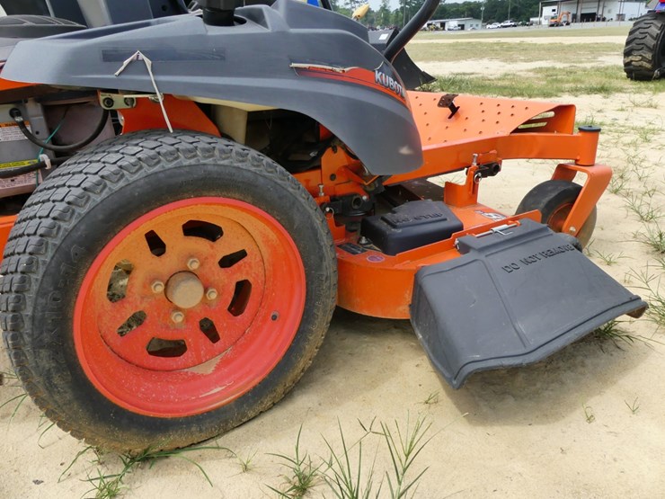 kubota-z122e-image-5