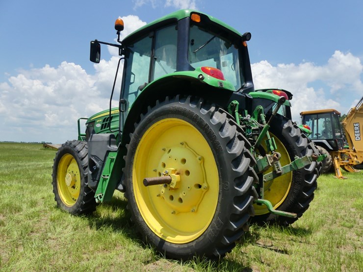 2016-john-deere-6110m-image-4