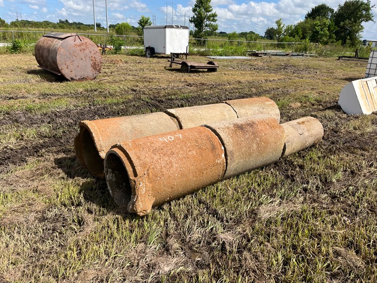 #407-•-lot-of-6-concrete-culverts-image-1