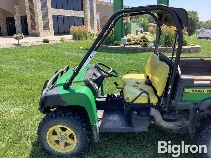 2012-john-deere-gator-image-13