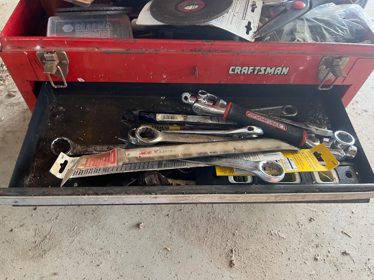 #430-•-galvanized-job-box-with-contents-image-12