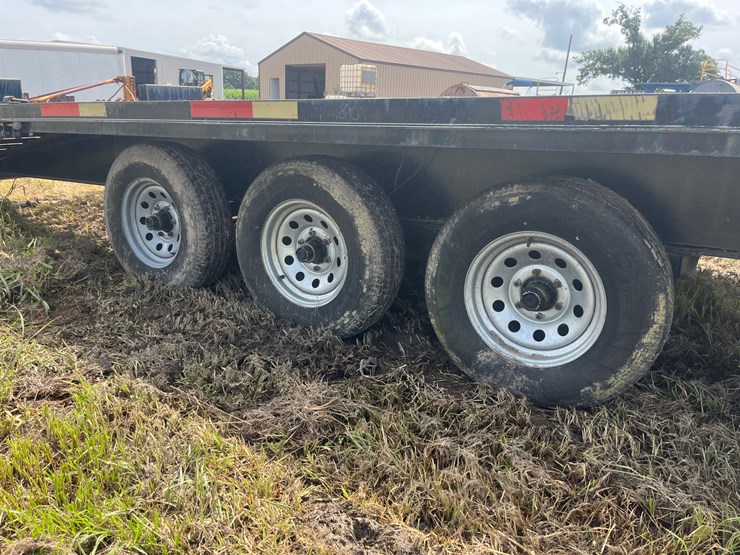 #416-•-texas-bragg-gooseneck-trailer-image-3