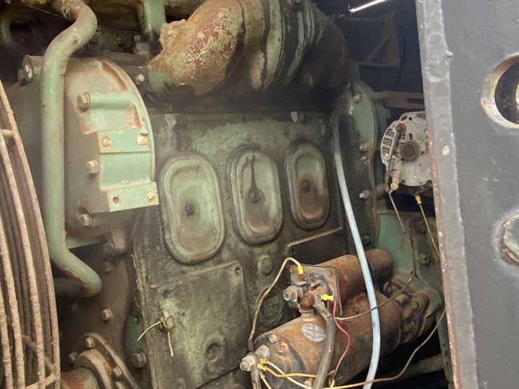 #1-•-30-ton-capacity-rubber-tire-truck-crane-|-3-71-detroit-dsl-engine-image-9