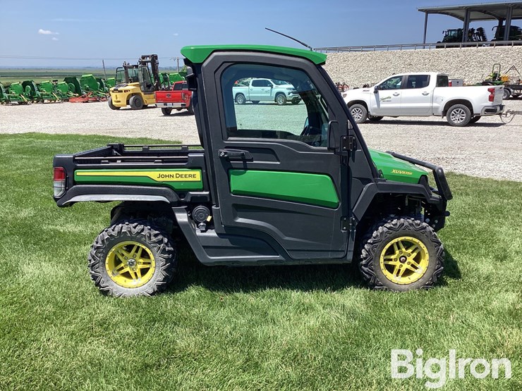 2022-john-deere-gator-image-5