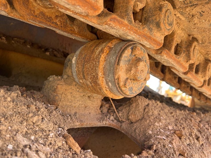 2009-deere-135d-image-16