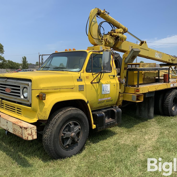 1976 CHEVROLET C65