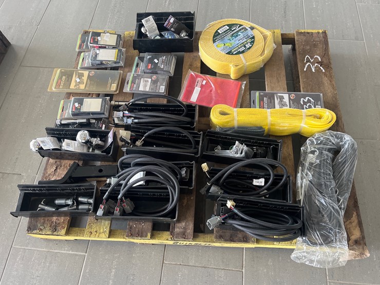 #33-•-misc-lot-of-assorted-items-image-4