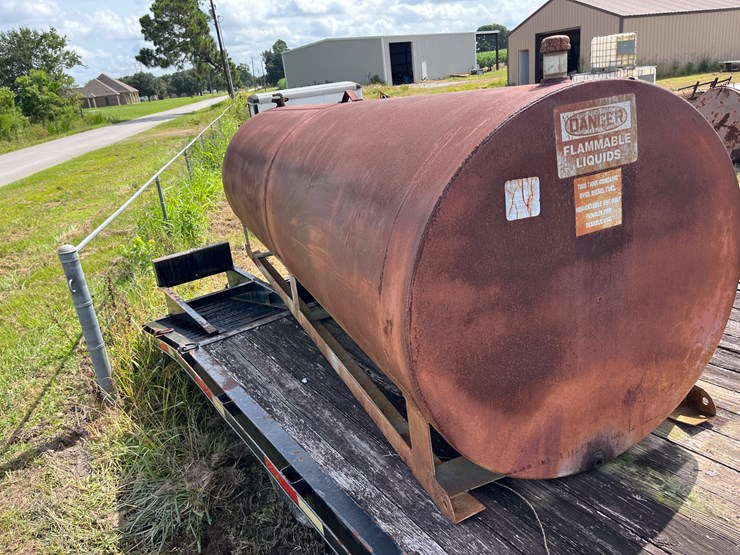 #418-•-steel-diesel-tank-with-lifting-eye-image-2