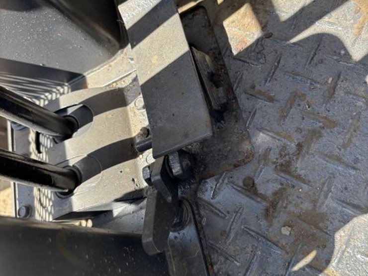 komatsu-pc12uu-image-21