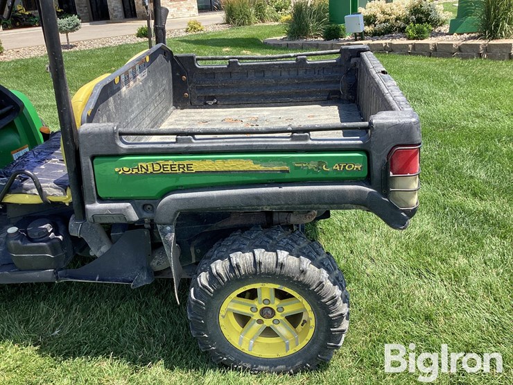 2011-john-deere-gator-image-10