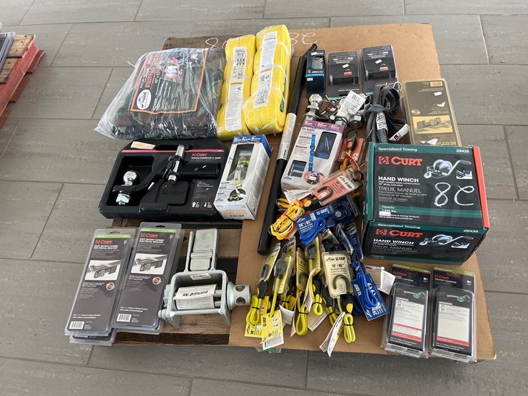 #28-•-misc-lot-of-assorted-items-image-3