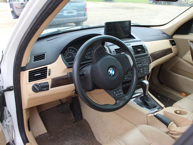 2010-bmw-x3-image-10
