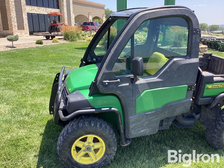 2015-john-deere-gator-image-14