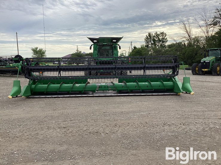 2009-john-deere-625f-image-3