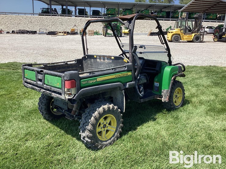 2011-john-deere-gator-image-5