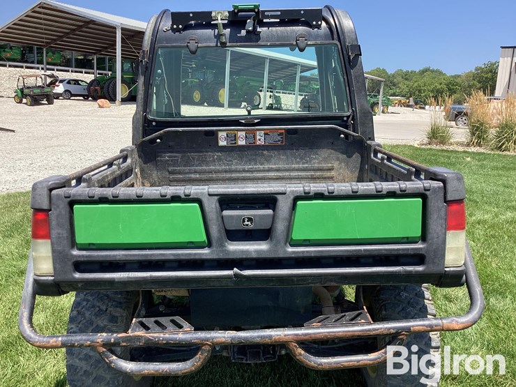 2015-john-deere-gator-image-10