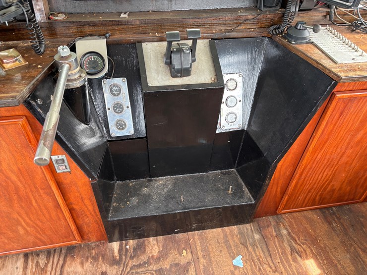 #7-•-"miss-joan"-1968-46'-steel-tugboat-image-13