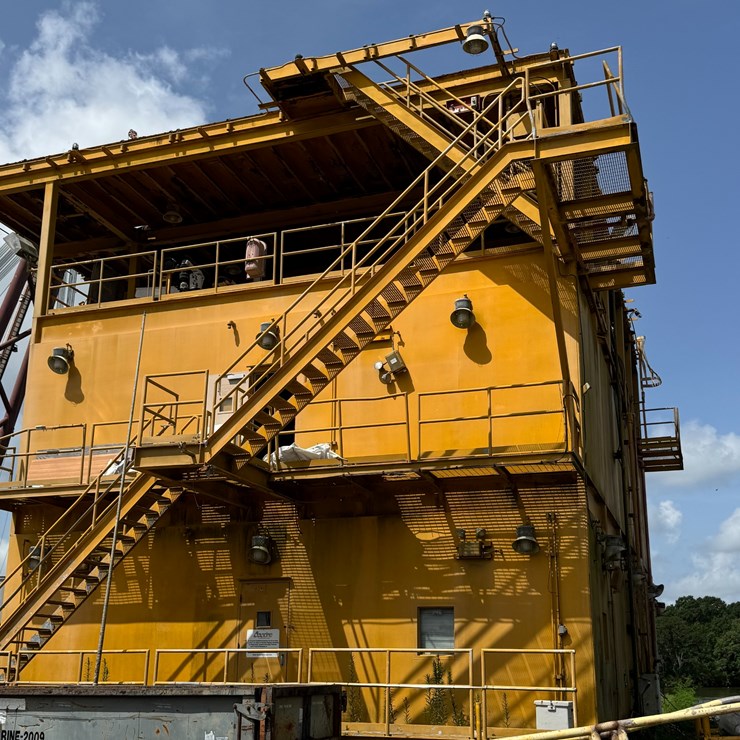 #5 • (50) PERSON LIVING QUARTERS WITH HELI-PAD, 300 TON WEIGHT
