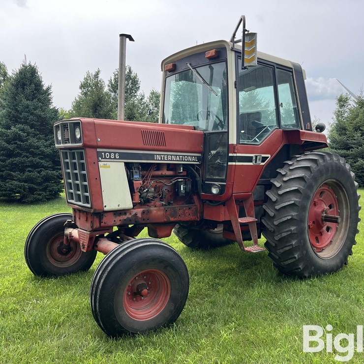 1979 INTERNATIONAL 1086