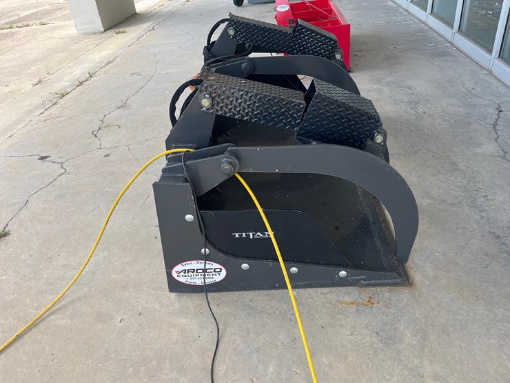 #6-•-6ft-grapple-attachment-bucket-image-5