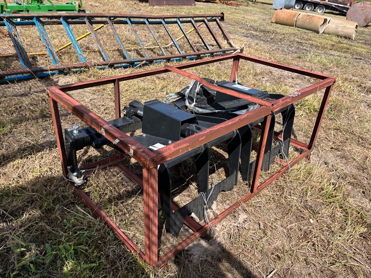 #405-•-2022-titan-grapple-attachment-for-loader-bucket-image-2