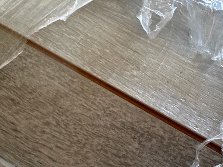 #21270-•-1,913.09-sq.-ft.-mohawk-waterproof-rare-vintage-ashlar-oak-click-laminate-flooring-image-5
