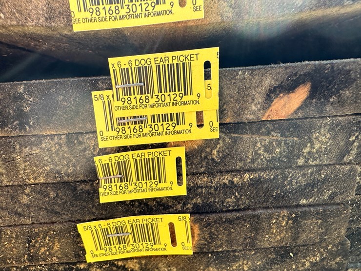 #50418b-•-bundle-of-5/8-x-6-x-6-fence-boards-image-7