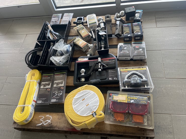 #32-•-misc-lot-of-assorted-items-image-1