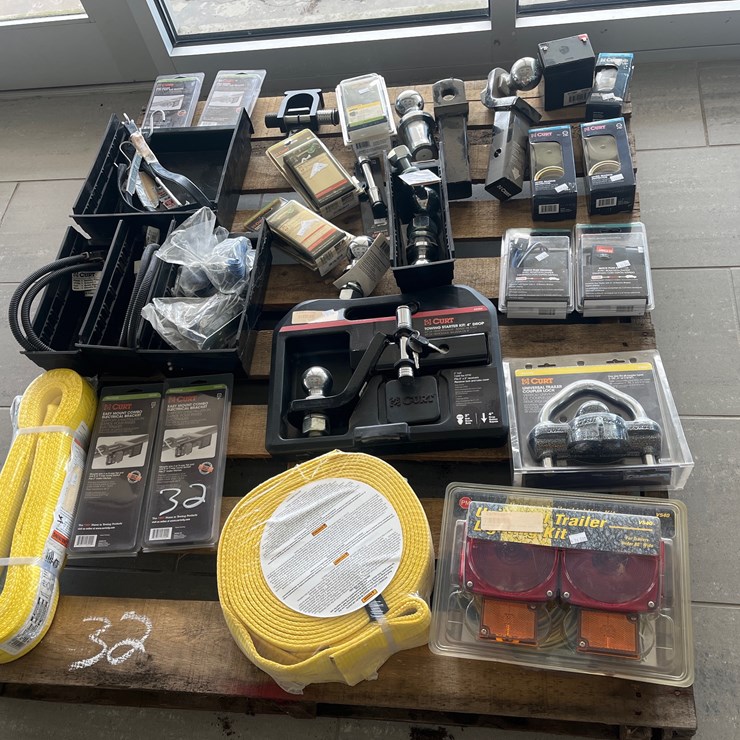 #32 • MISC LOT OF ASSORTED ITEMS